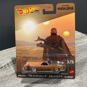 Hot Wheels Premium | Star Wars: The Mandalorian #3/5: ‘70 Chevelle Delivery